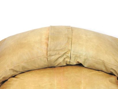 Raphael RAFFEL (1912-2000): Curved sofa in...