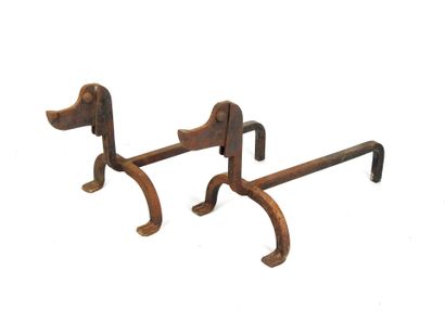 PAIR OF Dachshund-shaped zoomorphic iron...