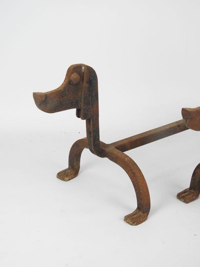 PAIR OF Dachshund-shaped zoomorphic iron...