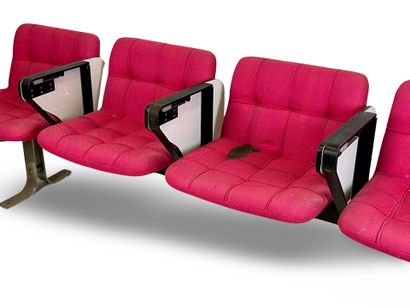 AIRBORNE (publisher): Four-seat conference...