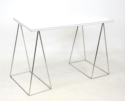 DESKTOP TABLE with laminate top and chromed...