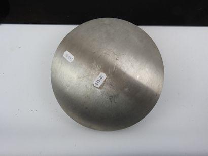 Roger TALLON (in the taste): Brushed metal...