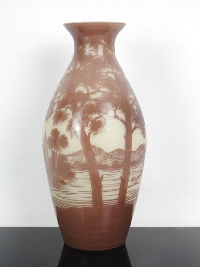RICHARD: Multilayer glass baluster vase with...