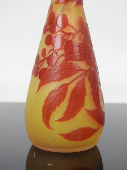 Etablissement GALLE: Vase in the shape of...