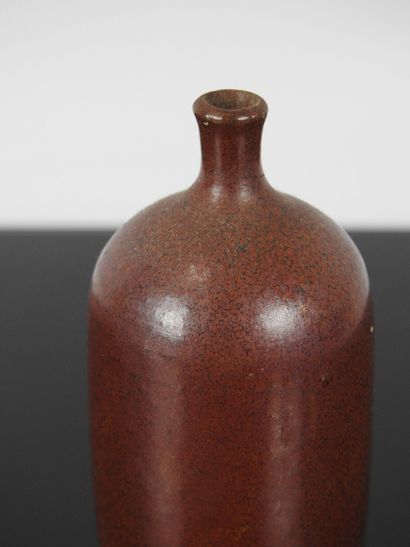 FIVE VASES and ONE CUP in stoneware. It includes...