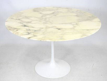 Eero SAARINEN (1910-1961) for Knoll International
Tulip
