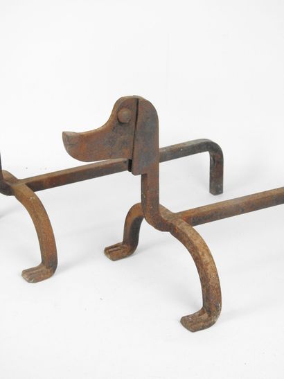 PAIR OF Dachshund-shaped zoomorphic iron...