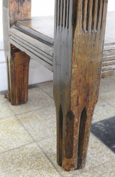 Petite console en bois naturel, contours...