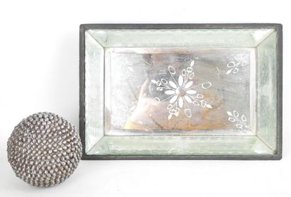 Small rectangular PLATEAU in black painted...