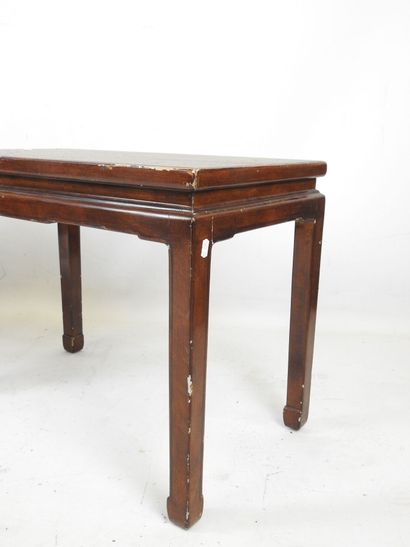 CHINA (in the taste of) : Pair of low tables...