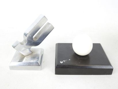 PAIR OF PIPES HOLDERS or ASHTRAYS in silver-plated...