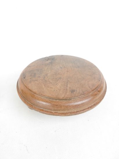 DESSOUS de PLAT circulaire en osier et dentelle...