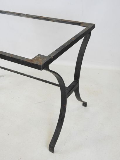 GARDEN SALON in wrought iron with twisted...