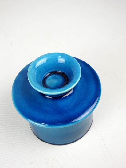 Circular FAISSELLE POT in blue glazed ceramic....
