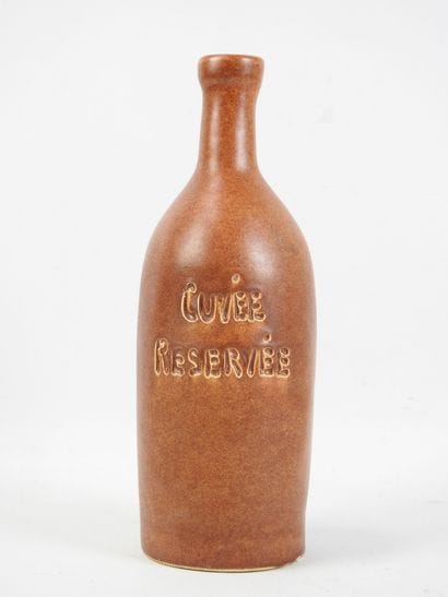 Max IDLAS (1932-2020): Brown ceramic bottle...