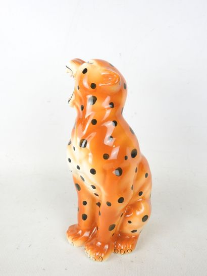 ATHEZZA: Pig in beige and gray crackle ceramic....