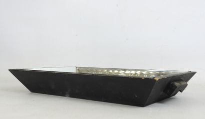 Small rectangular PLATEAU in black painted...