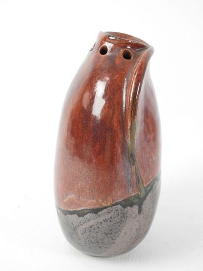 Max IDLAS (1932-2020): Brown ceramic bottle...