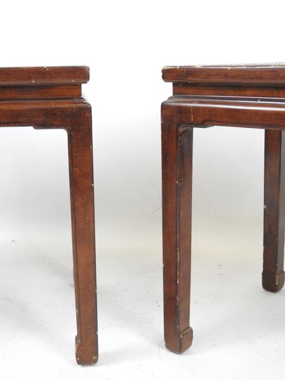 CHINA (in the taste of) : Pair of low tables...