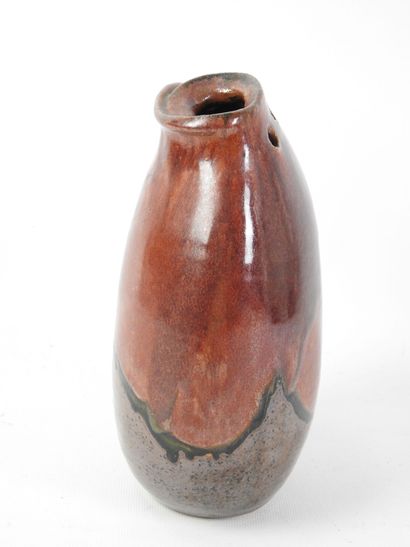 Max IDLAS (1932-2020): Brown ceramic bottle...