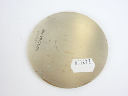 CLUB RETROMOBILE DU BERRY: Gilt bronze medal....