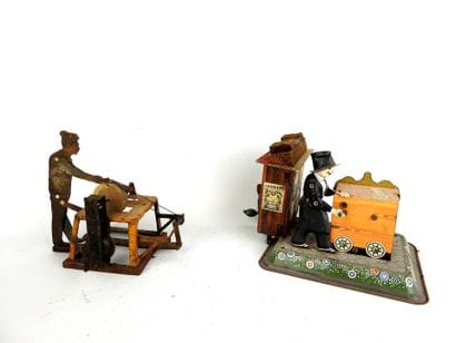 ARTISAN - Sawmill. Mechanical game in lithographed...
