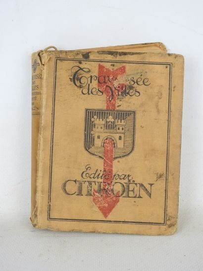 AUTOMOBILIA CITROËN - Traversée des villes,...