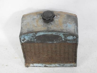CAR CALENDER in blue lacquered metal with...
