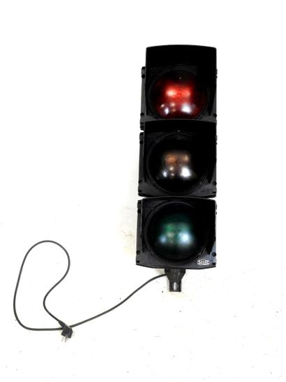 SILEC: French tricolor traffic light. 1970s....