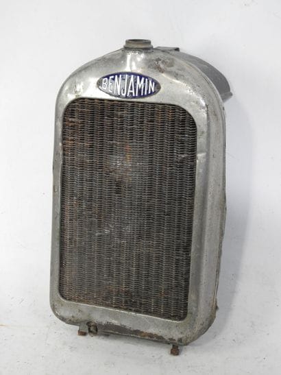 Metal BENJAMIN car CALANDER with radiator,...