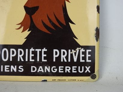 EMAILLED PLAQUE 