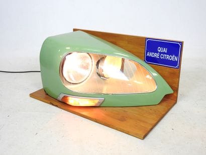 CITROEN: Green lacquered DS fender with headlight...