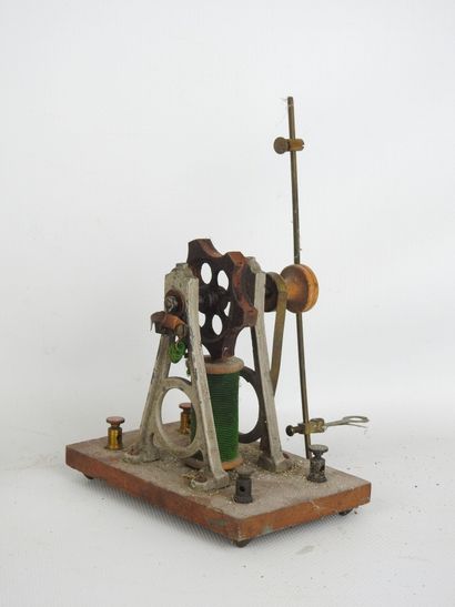 THREE small steam engines, electricity. H:...