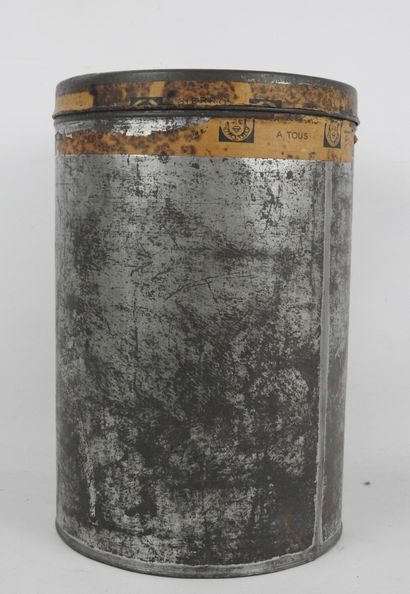 Pierrot GOURMAND: Advertising circular box...