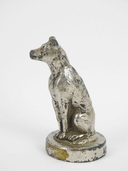 AUTOMOBILE MASCOTTE in silver-covered alloy...