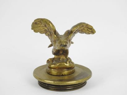 AUTOMOBILE MASCOTTE in gilt bronze decorated...