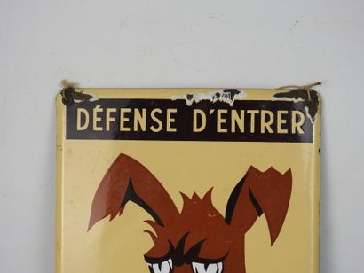 EMAILLED PLAQUE 