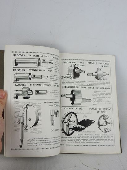 AUTOMOBILE CATALOGUE: JAEGER - Counters &...