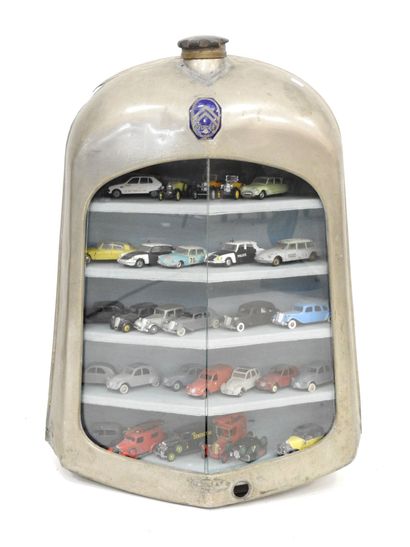 CITROEN -CALANDRE in partially enamelled...
