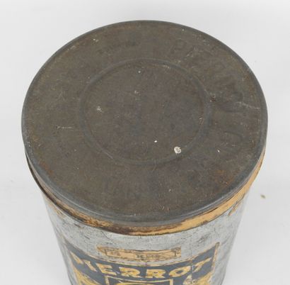 Pierrot GOURMAND: Advertising circular box...