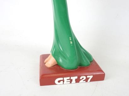 GET 27: Advertising pin-up in polychrome...