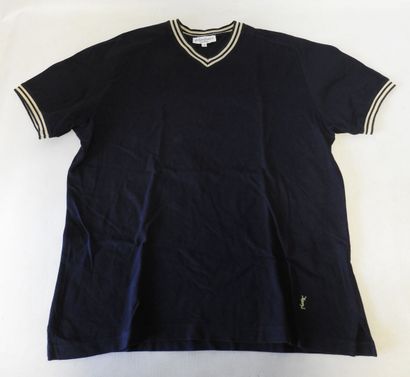 Yves SAINT-LAURENT pour Homme
Polo col en...