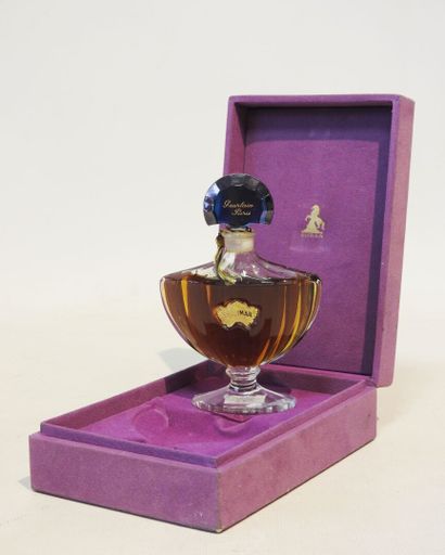 GUERLAIN - Paris
Bat-shaped crystal bottle.
Sealed...