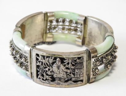 FAR EAST
Opening bracelet with low-title...