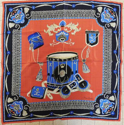 Pierre CARDIN
Foulard en soie à décor de...