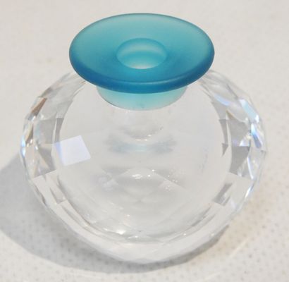 SWAROVSKI
Blue-tinted translucent crystal...
