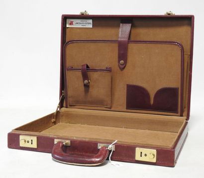 Jacques ESTEREL - Paris
Porte documents de...