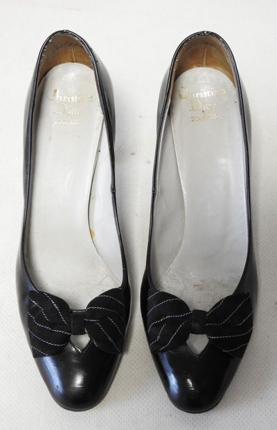 Christian DIOR - Souliers
Paire d'escarpins...