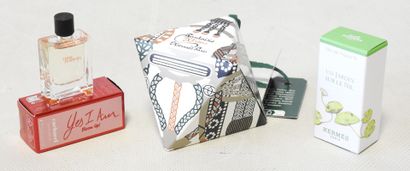 HERMES - Paris
Lot comprenant une minaiture...