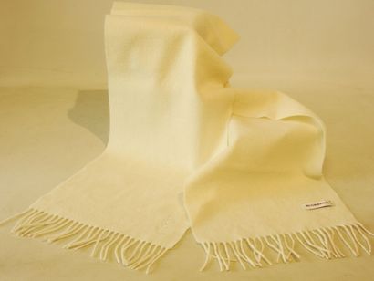 Yves SAINT-LAURENT
Ecru-colored wool scarf,...